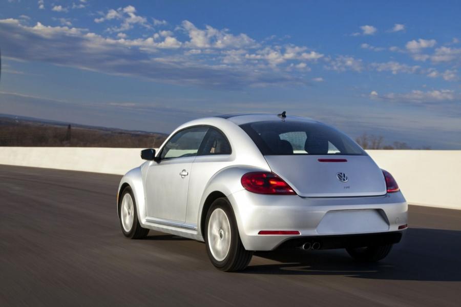 Volkswagen Beetle TDi 2012 года  (фото 24 из 29)